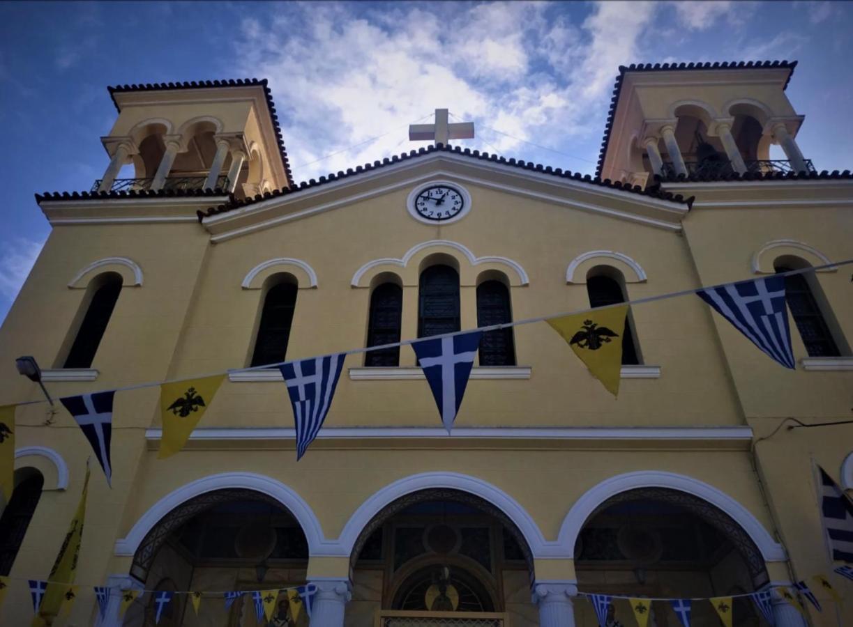 Oikiastudios2 Patras Buitenkant foto
