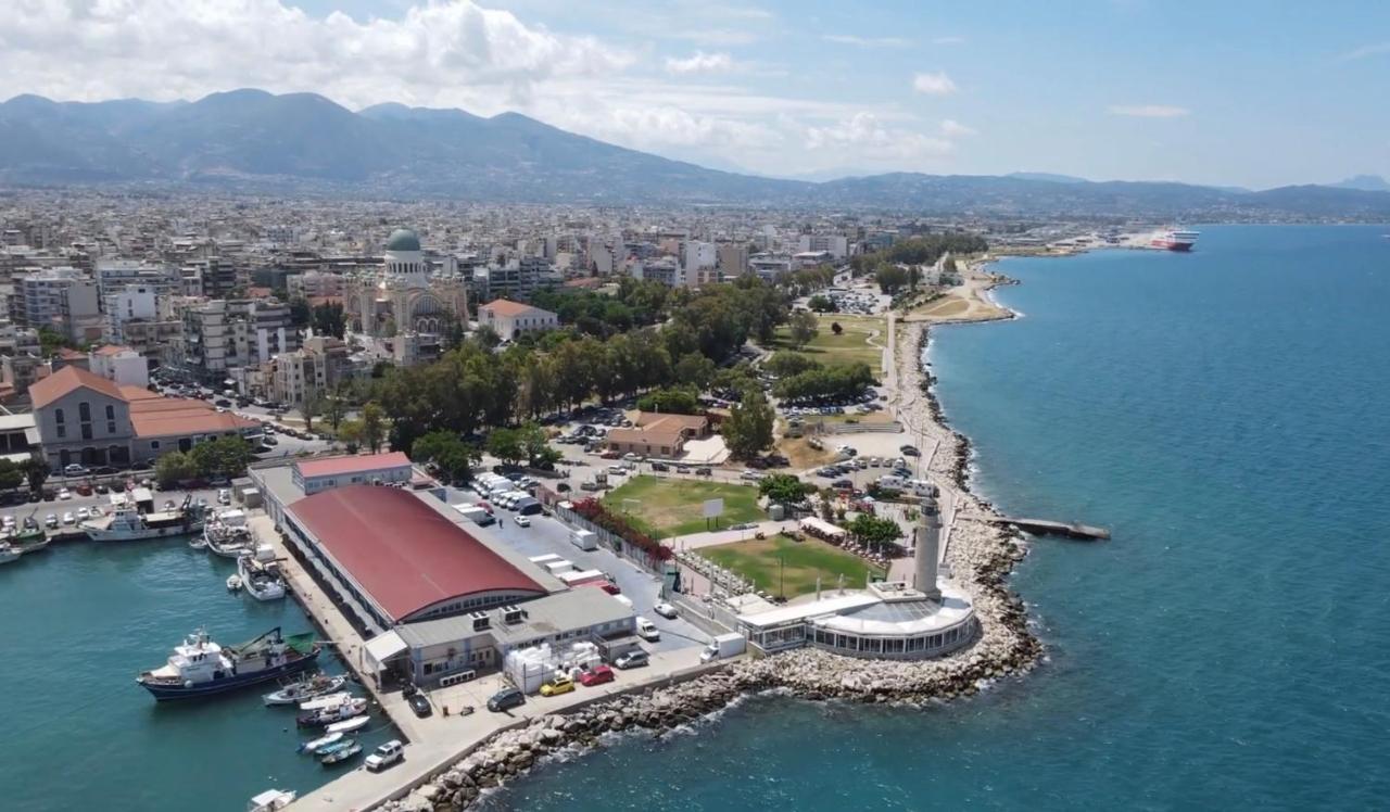 Oikiastudios2 Patras Buitenkant foto