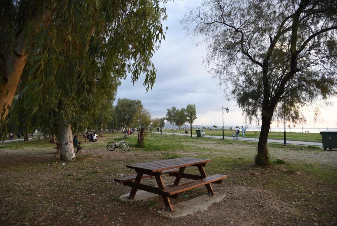 Oikiastudios2 Patras Buitenkant foto